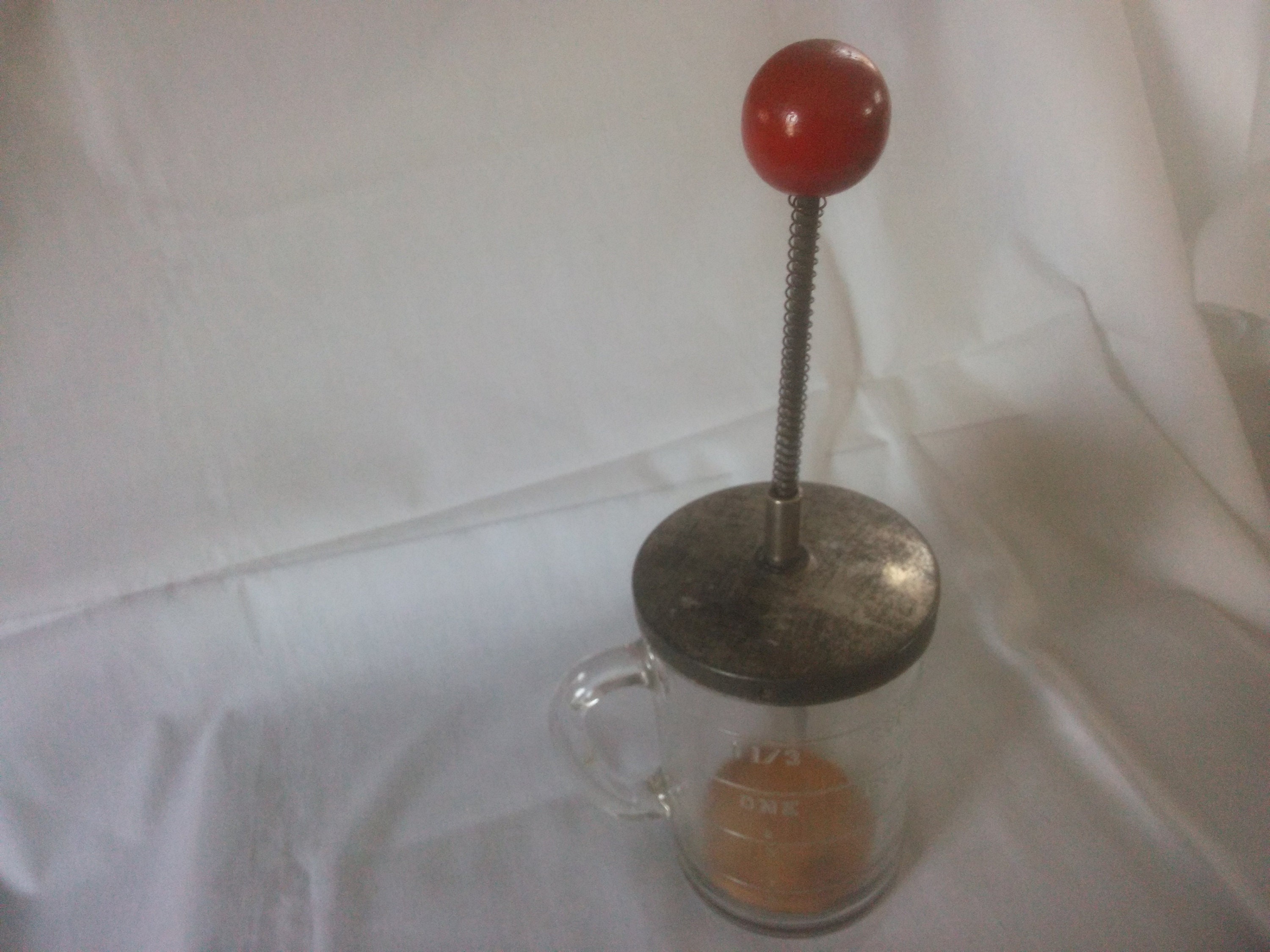 Vintage PAMCO USA 1.5 Cup Glass Nut Chopper Measuring Cup Red Wood