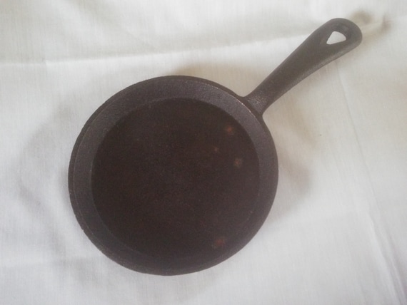 Vintage Small Cast Iron Frying Vintage Cast Iron Cast Iron Frying