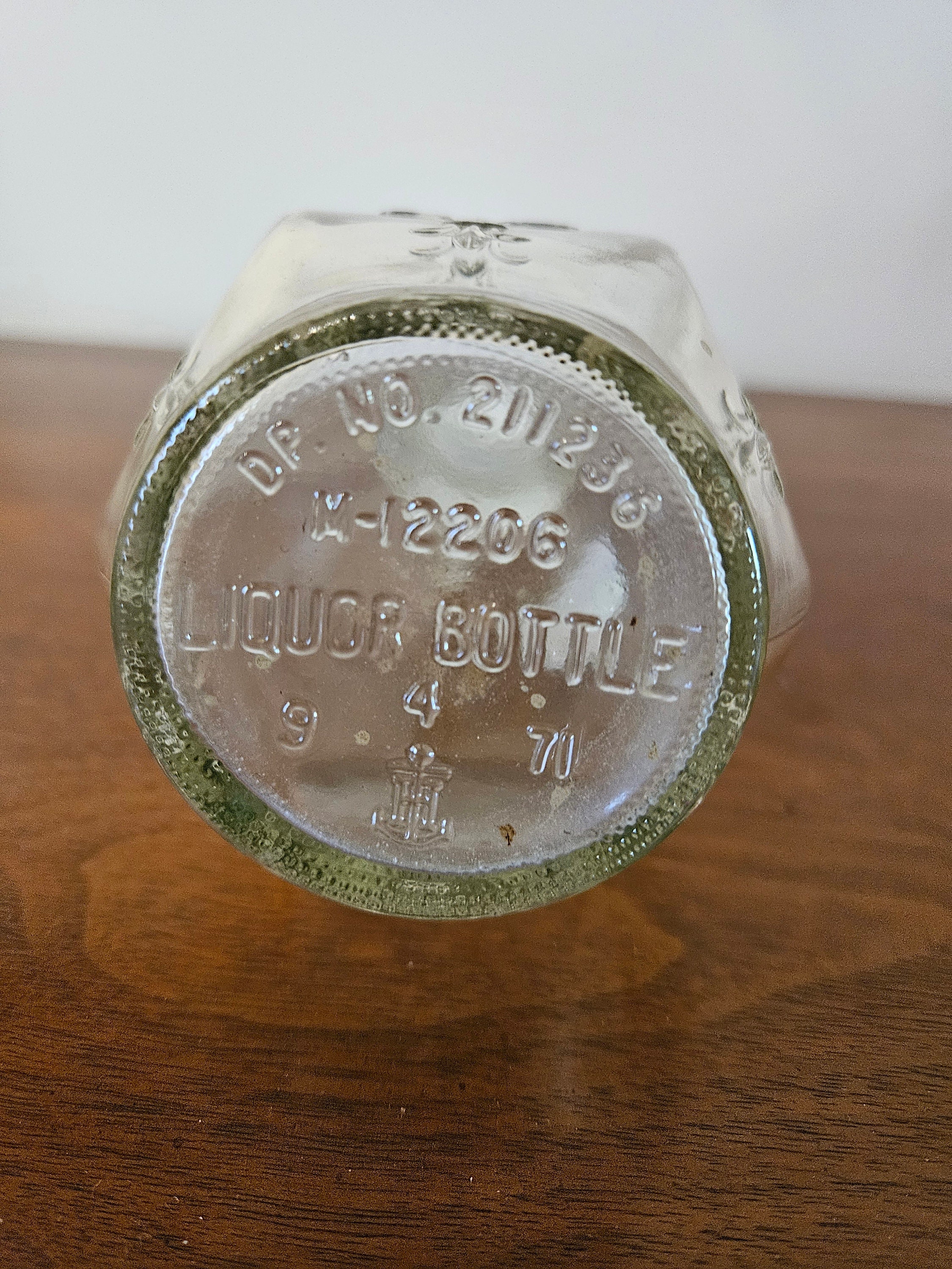 Vintage Liquor Decanter - Liquor Bottle - Clear Glass Bottle