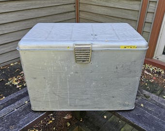 Vintage Metal Cooler - Cooler - Vintage Camping - Ice Chest - Picnic Cooler - Metal Cooler - Vintage Cooler - Poloron - TRL