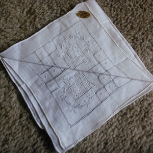 Vintage Hankie - Vintage Handkerchief - Pure Linen Hankie with Cutout Design - Hankie - Handkerchief