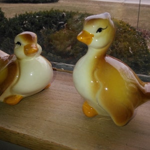 Vintage Pair of Duck Figurines Kay Finch Unmarked Kay Finch Figurines Duck Figurines Duck Statues Easter Decor Vintage Easter image 1