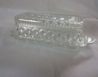 Vintage Clear Covered Butter Dish - Butter Dish - Pattern Glass Covered Butter Dish - Covered Butter Dish - B8