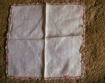 Vintage Hankie - Vintage Handkerchief - Pink and Blue Crocheted Edge Hankie - Linen Hankie - Hankie - Handkerchief