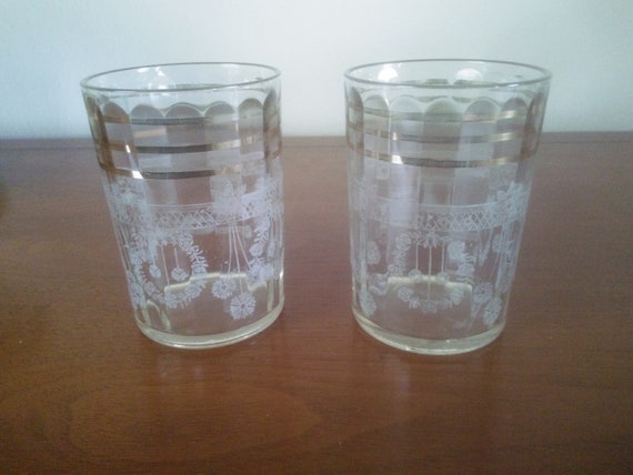 sitio Calma frente Hermosos vasos grabados de vidrio transparente vintage Vasos - Etsy España