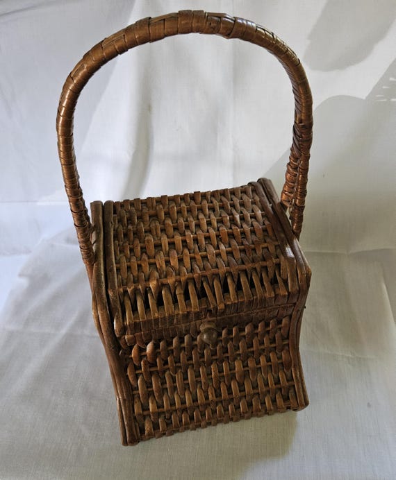 Vintage Wicker Purse - Purse - Wicker Purse - Vintage Purse - Handbag - Vintage Handbag - Brown Wicker Basket Purse