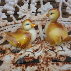 Vintage Pair of Duck Figurines Kay Finch Unmarked Kay Finch Figurines Duck Figurines Duck Statues Easter Decor Vintage Easter image 3