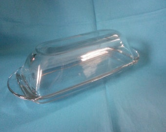 Vintage Clear Covered Butter Dish - Butter Dish - Covered Butter Dish - Clear Glass Covered Butter Dish - B77