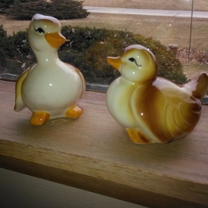 Vintage Pair of Duck Figurines Kay Finch Unmarked Kay Finch Figurines Duck Figurines Duck Statues Easter Decor Vintage Easter image 2