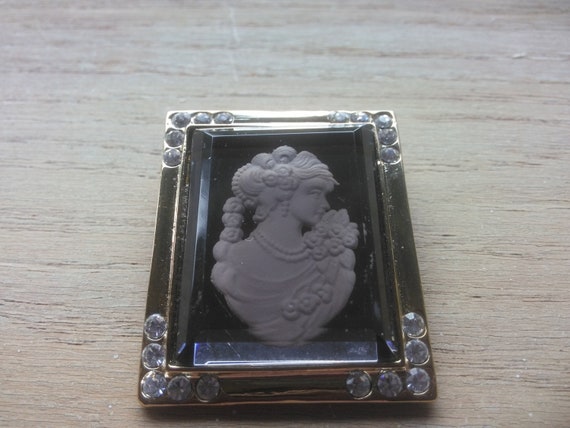 Vintage Cameo Pin - Vintage Pin - Cameo Pin with … - image 6
