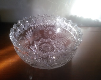 Vintage Crystal Bowl - Cut Glass Crystal Bowl - Cut Glass Bowl - Glass Bowl - Fruit Bowl - Bowl - Crystal Bowl - Scalloped Edge MD50