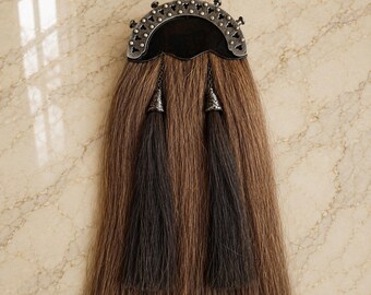 Brown Horse Hair Sporran | Antique Celtic Cantle, 2 Black Tassels, Kilt Accessory