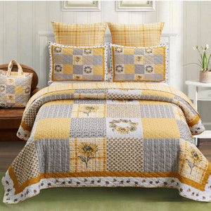Farmhouse Sunflower Floral Printed Lightweight KING Quilted Bedspread Set with matching Tote Cottagecore Shabby Chic Country Patchwork
