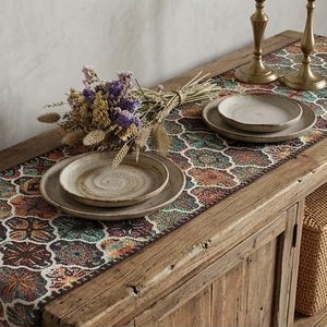 Table Runner Poly Cotton Woven Jacquard Vintage Floral Paisley Scalloped Edge Multiple Sizes for Cozy Tea Rituals