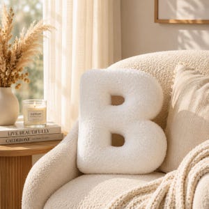 柔らかい文字の枕、アルファベットのぬいぐるみクッション、子供部屋の装飾、保育園のアクセント、知育玩具