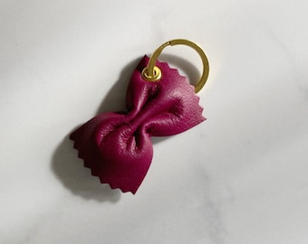 Pasta Leather Keychain in Plum, Leather Pasta Key Ring, Farfalle Bowtie Accessory, Food Keychain, Italian Food Gift, Food Ornament Foodie
