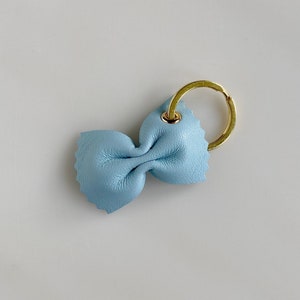 Pasta Leather Keychain Baby Blue, Leather Pasta Key Ring, Farfalle Bowtie Accessory, Food Keychain, Italian Food Gift, Food Ornament Foodie