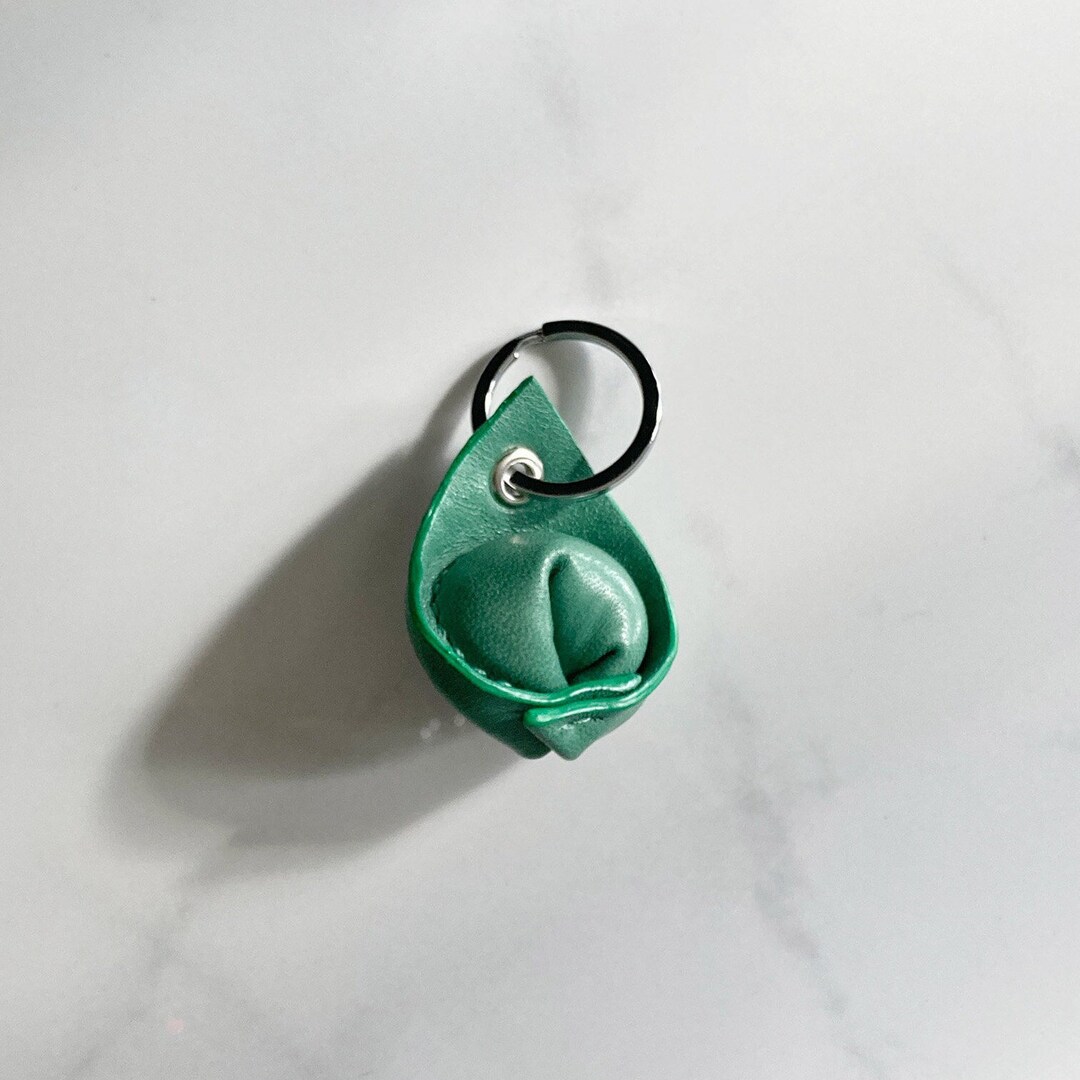 Pasta Keychain Tortellini in Spinach Leather Pasta Key Ring Etsy
