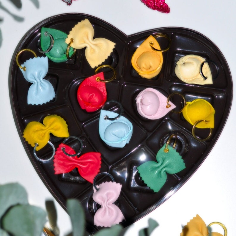 Pasta Keychain, Leather Pasta Key Ring, Tortellini Pasta Accessory