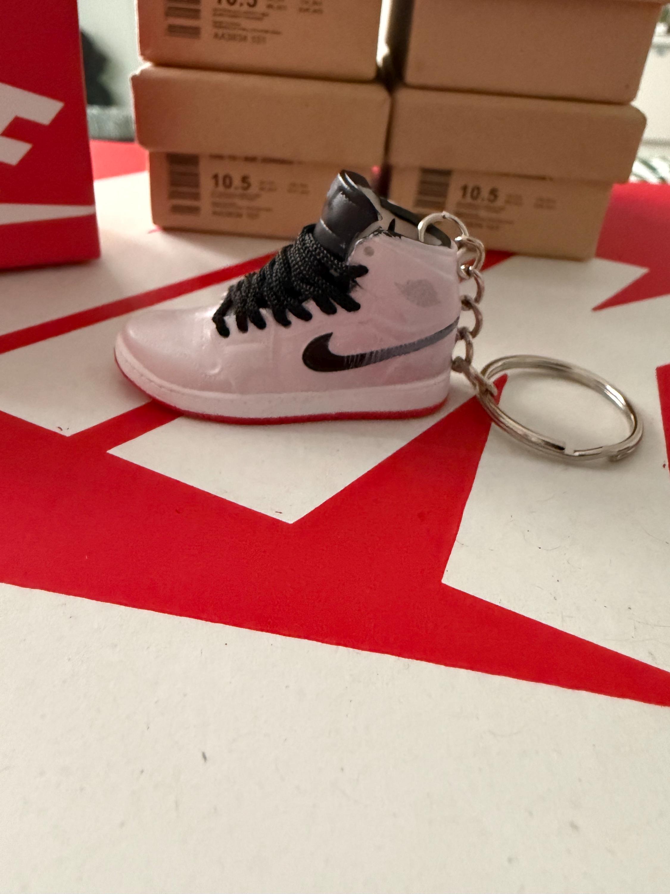 Jordan keychain - Etsy 日本