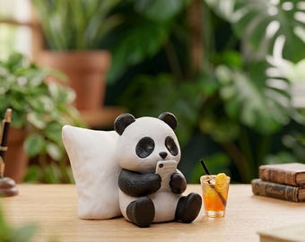 Statuetta porta cellulare a forma di panda, decorazione kawaii per la scrivania, piccolo ornamento a forma di animale