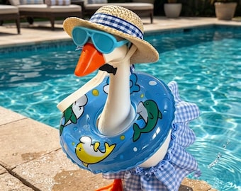 Completo estivo da oca, cappello da spiaggia, salvagente, accessorio decorativo per il prato