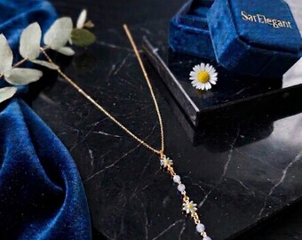 Steel stainless daisy necklace