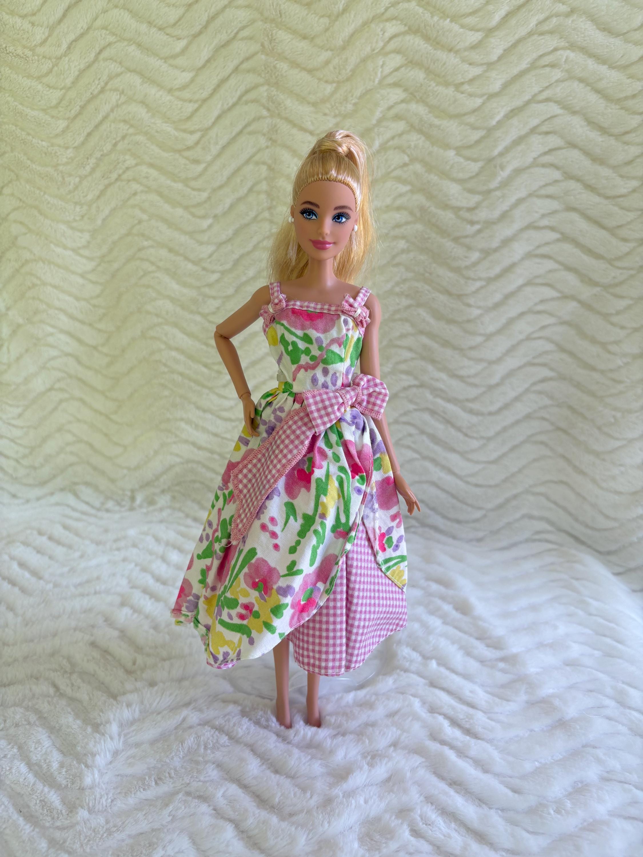 avon green dress 1997 Exclusive: Spring Petals Barbie Sage green bridesmaid