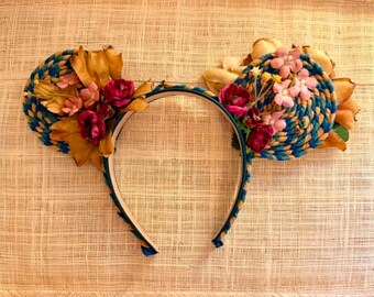 Upcycled Braided Ears with Rose and Wildflowers – Sustainable Accessory