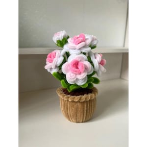 手作りのパイプクリーナー植木鉢｜アジサイ、イチゴ、バラの植物｜かわいいデスクデコレーション