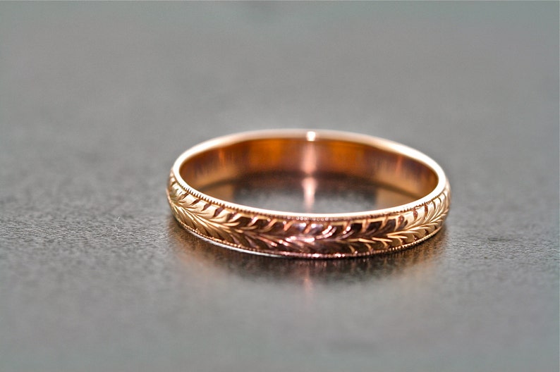 14kt Rose Gold Hand Engraved Wedding Band image 4