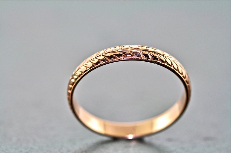 14kt Rose Gold Hand Engraved Wedding Band image 3