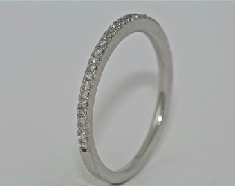 14kt White Gold and Diamond Wedding Band