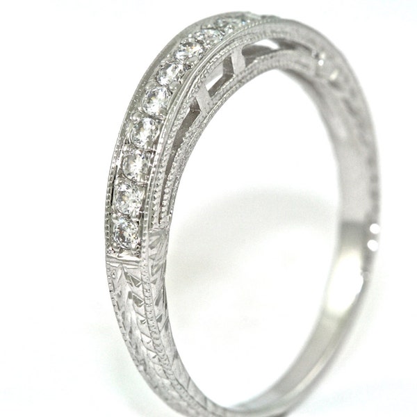 14kt ホワイトゴールドとダイヤモンドのアールデコデザイン手彫り結婚指輪