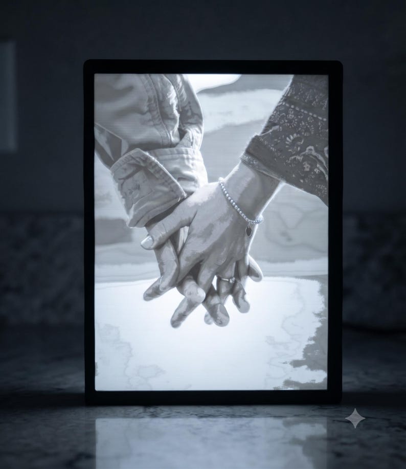 Lithophane frame view