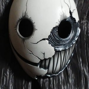 Smile version 2: Resin cast mask image 1