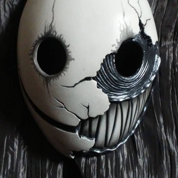 Smile version 2: Resin cast mask