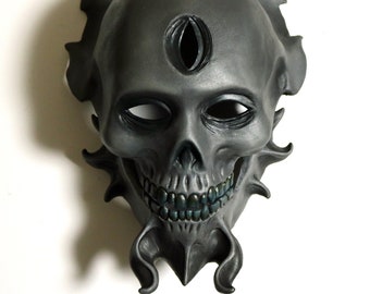 Skeleton Lord - Resin cast mask