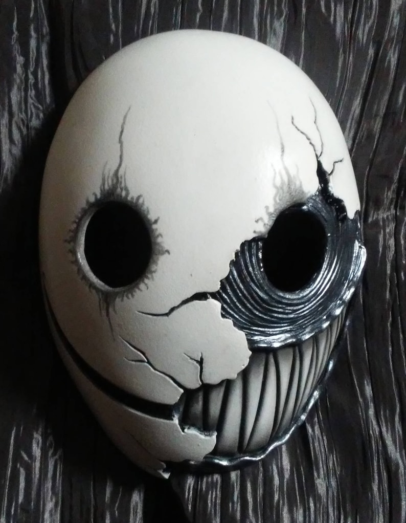 Smile version 2: Resin cast mask