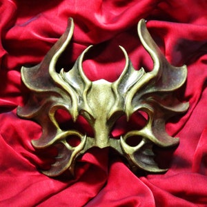 High Noble Vampire: Resin cast mask