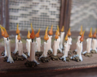 candele gocciolanti minuscole in scala 1:24
