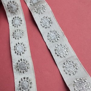 Vintage silver jaquard trim ONE YARD x 1&quot;