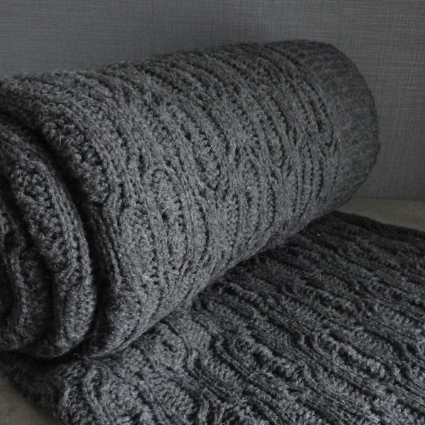 King size Merino wool blanket, plaid, bedspread, natural blanket, bed blanket, wool bed throw, black gray merino wool blanket
