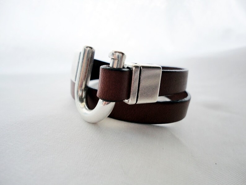 Men's 8-Inch Horseshoe Bracelet - Stainless Steel With Black Leather & Gold Plated Accents