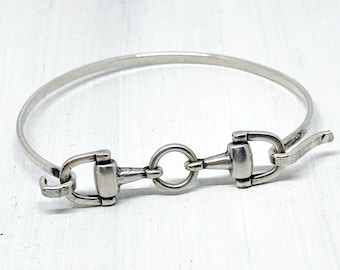 Snaffle Bit bracelet, horse jewelry for women, gift for horse lovers, horse bracelet, horse bit, equestrian jewelry