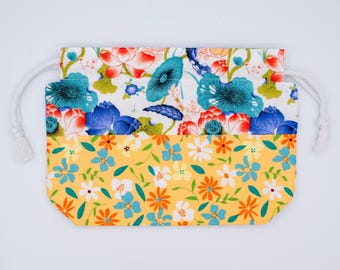 Knitting Project Bag, Drawstring Crochet Bag, Floral Yarn Storage Pouch, Handmade Lined Cotton Bag, Cottagecore Craft Gift for Knitters
