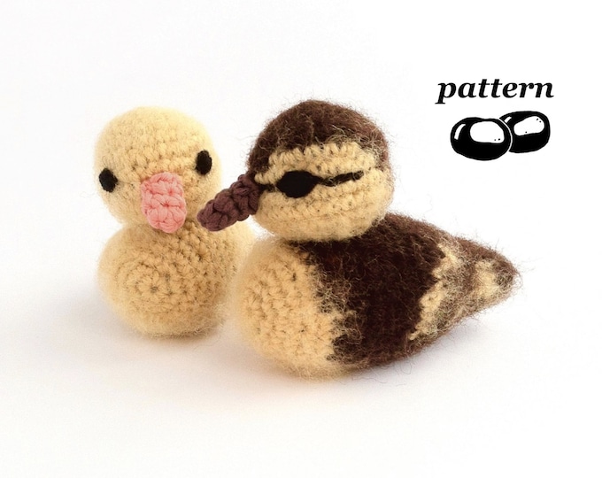 Duckling Crochet Pattern / Crochet Duckling Pattern // Baby Bird