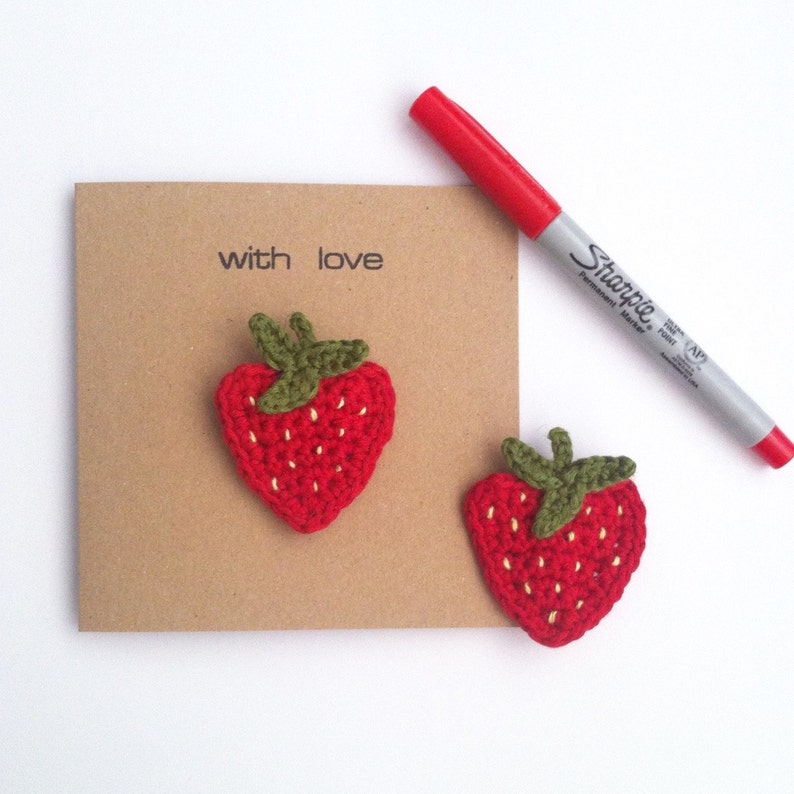 Greetings Card with Brooch for her Love Heart Strawberry Eco-friendly