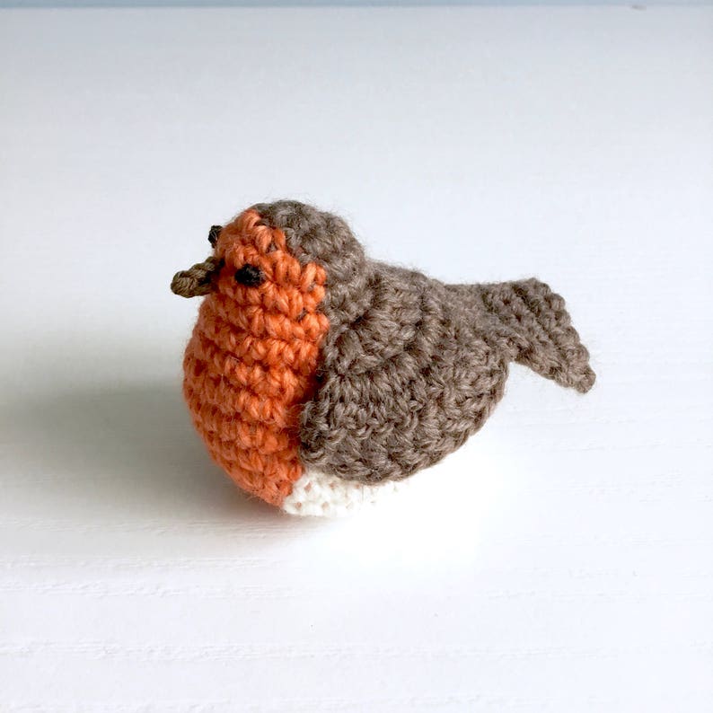 Robin Crochet Kit / DIY Kit Craft Kit Eco-friendly Gift for Crocheter / Make your own Christmas Ornament Kit Robin Crochet Pattern Bird image 6