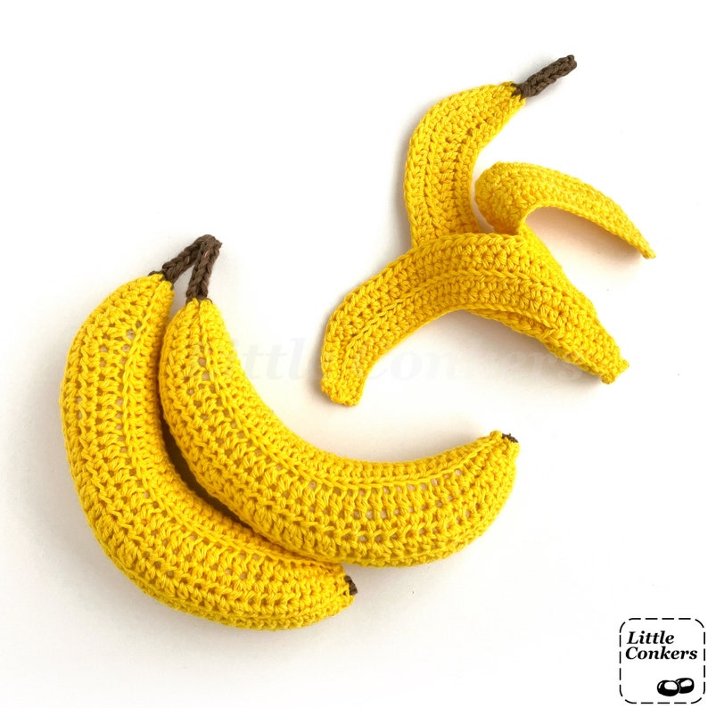 Realistic crocheted bananas and banana peel